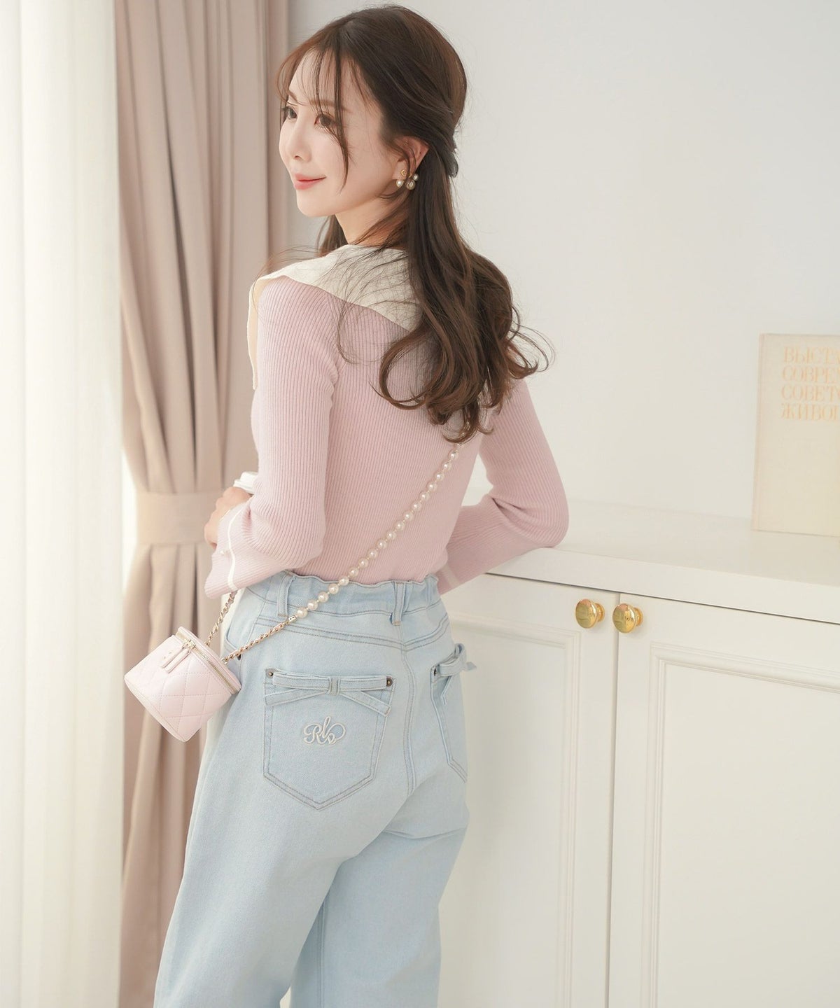 レディース/ボトムス/パンツ/デニムパンツ/ウエスト調整/ゴム/伸縮性/ストレッチ/刺繍/リボン/ライトブルー/ピンク/インディゴ/ネイビー/トレンド/ポケット/フルレングス/カジュアル/フェミニン/エレガント/上品/ママ/公園/夏/春/秋/冬/オールシーズン/かわいい