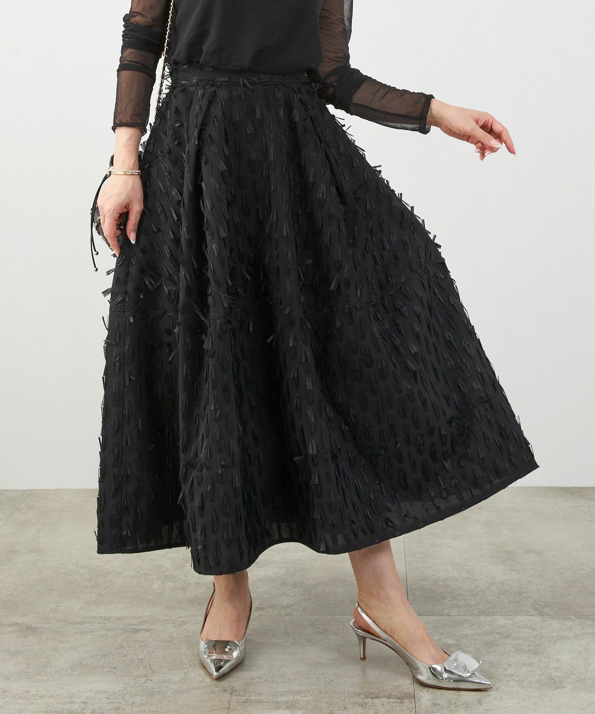 手洗い可上品きれいめエレガントフリンジモノトーン白黒ふんわりジョイントスペース