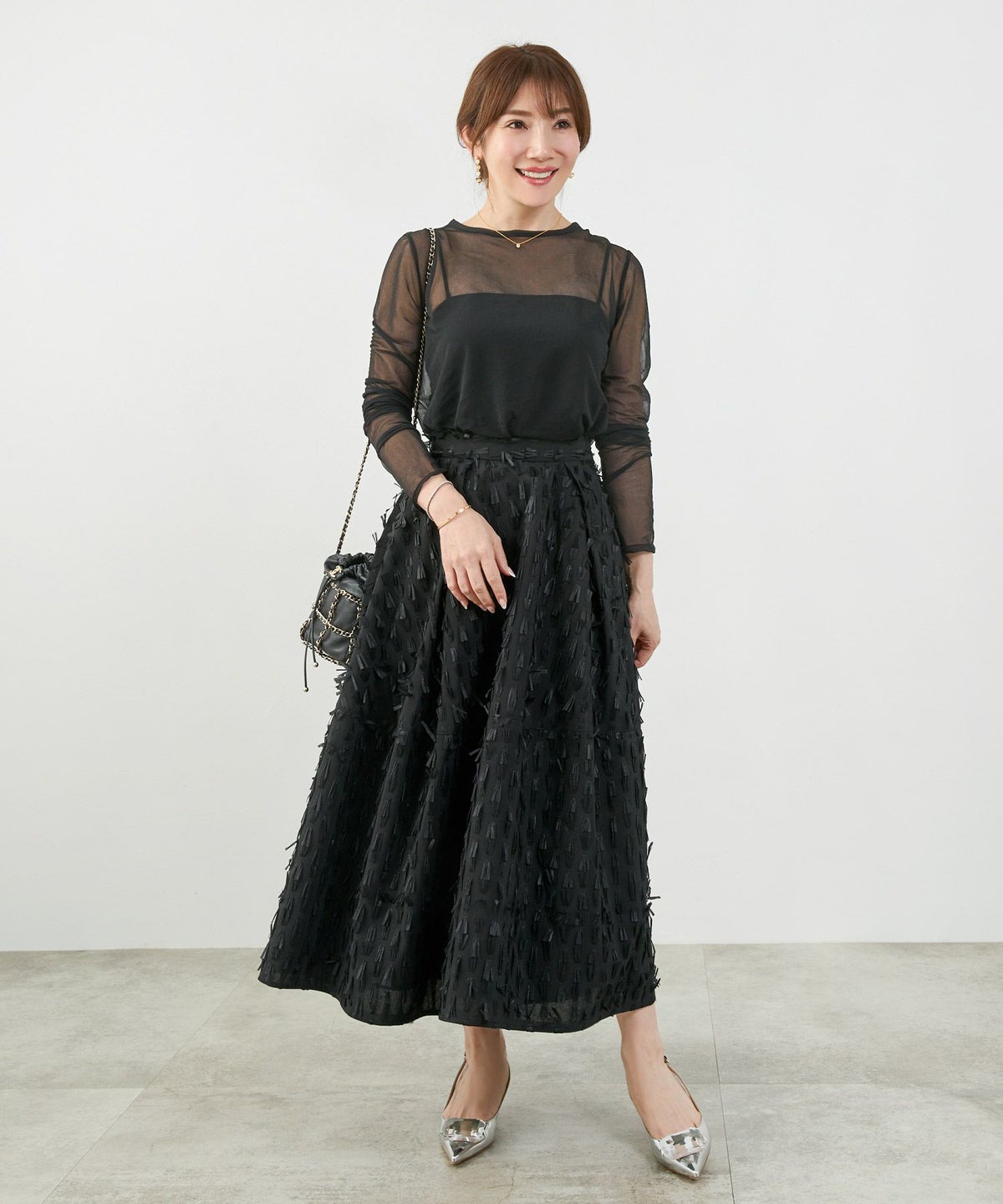 手洗い可上品きれいめエレガントフリンジモノトーン白黒ふんわりジョイントスペース