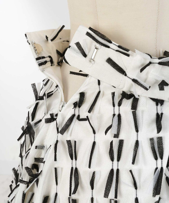 手洗い可上品きれいめエレガントフリンジモノトーン白黒ふんわりジョイントスペース