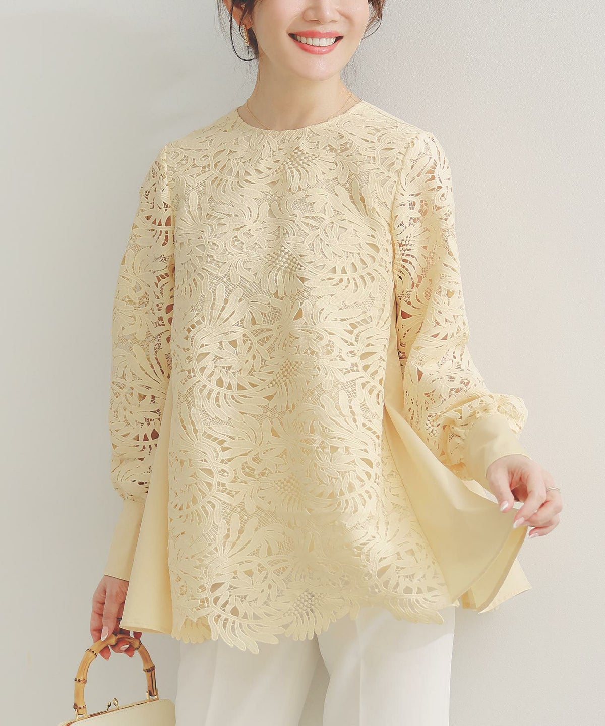 新色追加 手洗い可 オフィス おしゃれ フェミニン 透け感 涙開き カフス 上品 きれいめ 長袖 白 ジョイントスペース