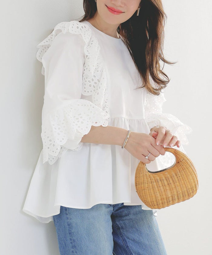 手洗い可体型カバーイレヘムフリルおしゃれフェミニン上品大人可愛いきれいめ春白ジョイントスペース