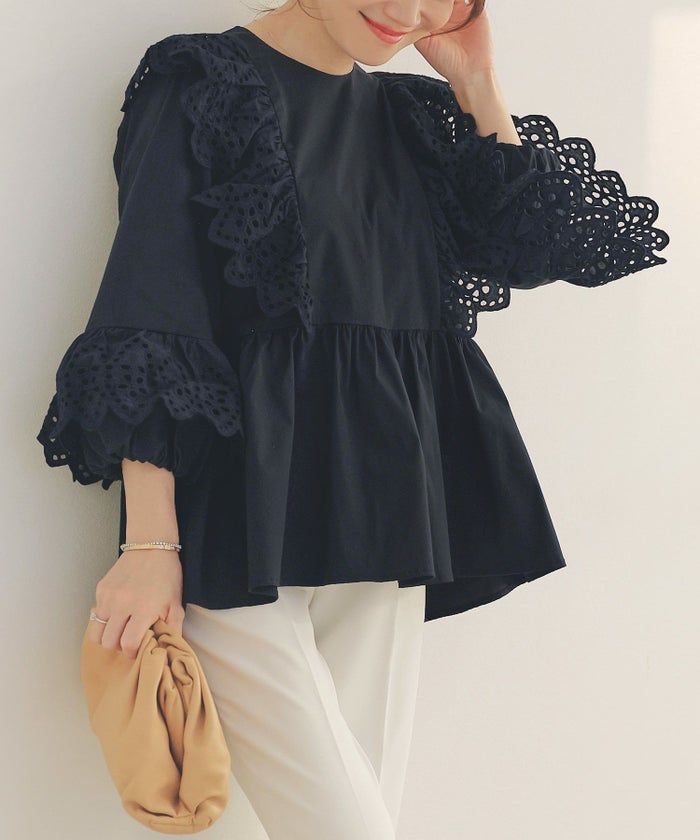 手洗い可体型カバーイレヘムフリルおしゃれフェミニン上品大人可愛いきれいめ春白ジョイントスペース