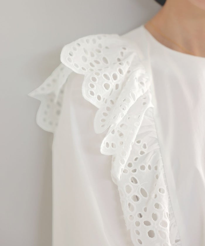 手洗い可体型カバーイレヘムフリルおしゃれフェミニン上品大人可愛いきれいめ春白ジョイントスペース