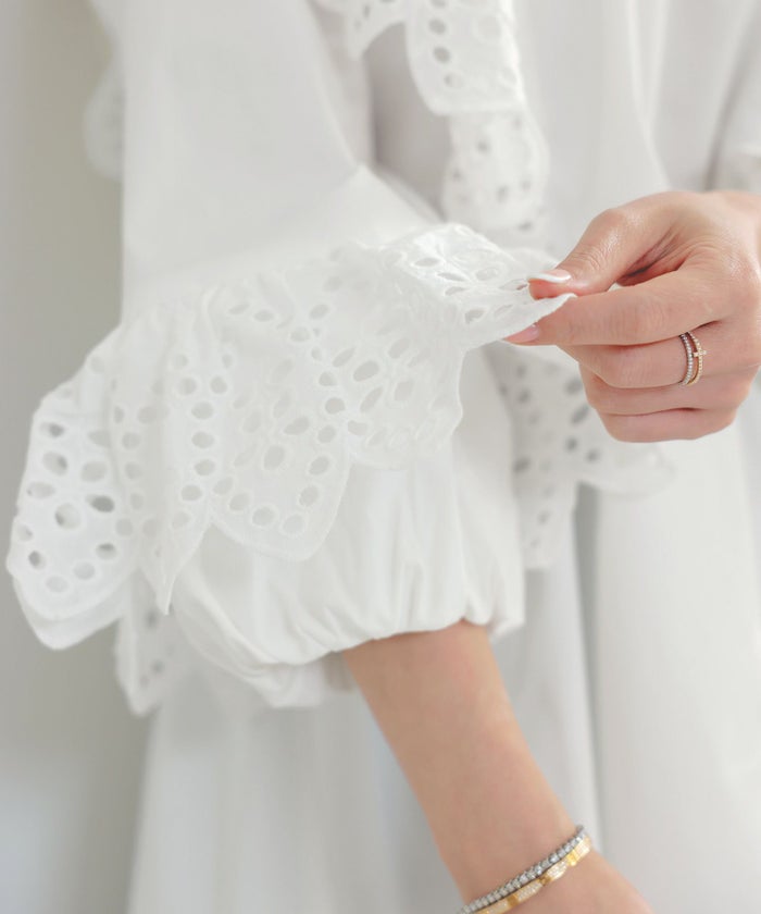 手洗い可体型カバーイレヘムフリルおしゃれフェミニン上品大人可愛いきれいめ春白ジョイントスペース