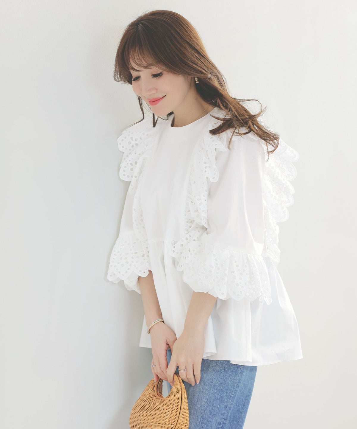 手洗い可体型カバーイレヘムフリルおしゃれフェミニン上品大人可愛いきれいめ春白ジョイントスペース