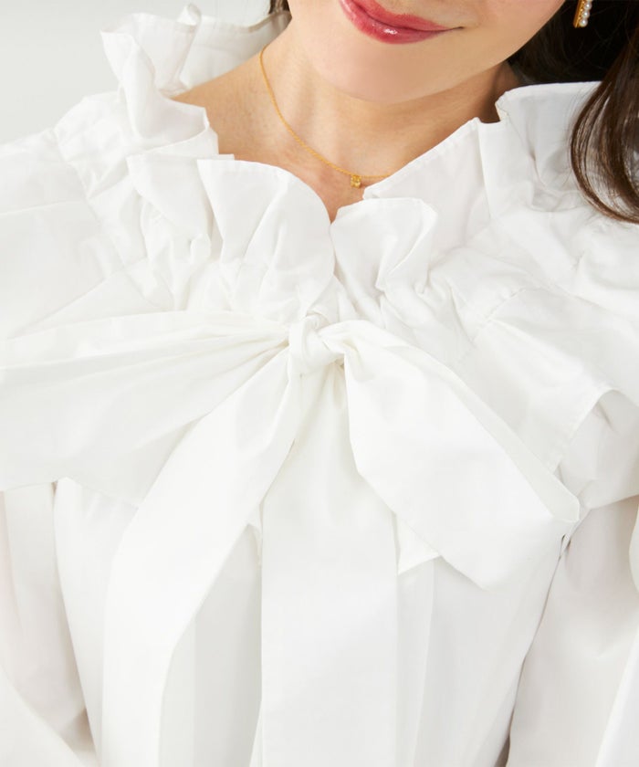 手洗い可体型カバーオフィスおしゃれフェミニン上品大人可愛いきれいめ春白黒ジョイントスペース