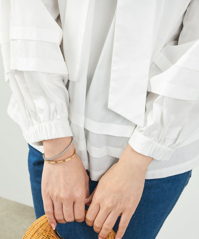 手洗い可体型カバーオフィスおしゃれフェミニン上品大人可愛いきれいめ春白黒ジョイントスペース