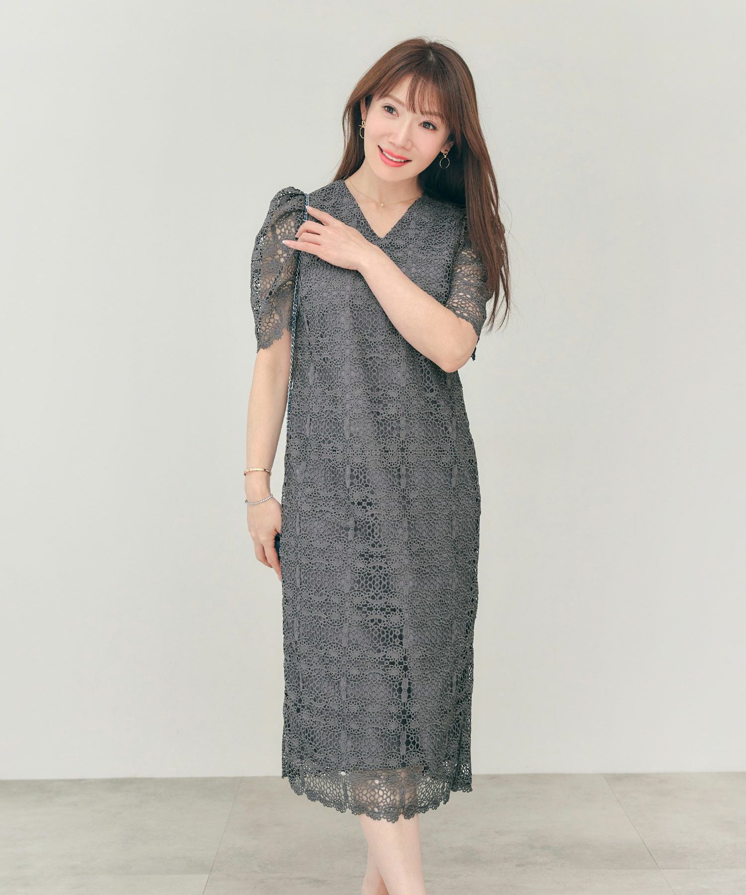 EarlyAutumn-SALE レース Vネック ワンピース Liala×PG 全2色｜lpg311