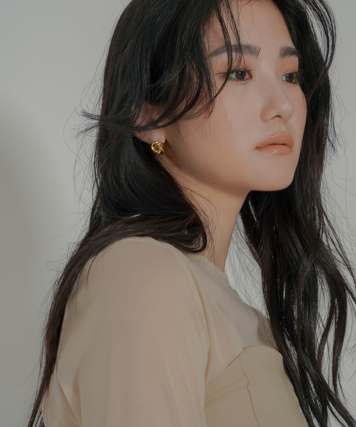 ツイスト デザイン ピアス KINO THE KEI