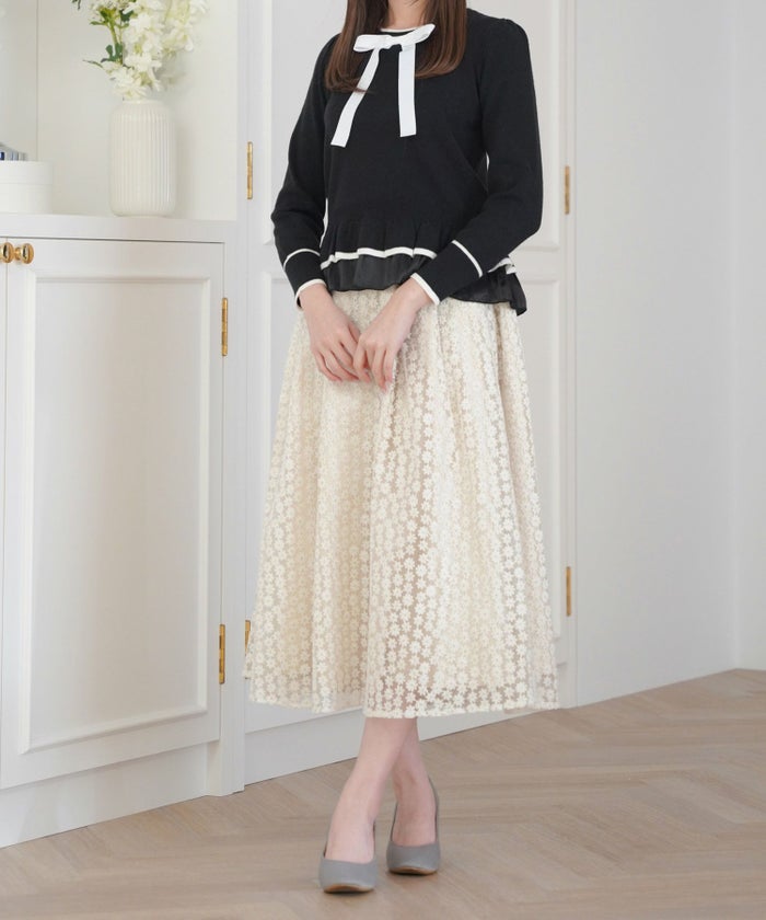 セレクトスカートフレアロングレース白黒ウエストゴム春かわいいコーデきれいめジョイントスペース