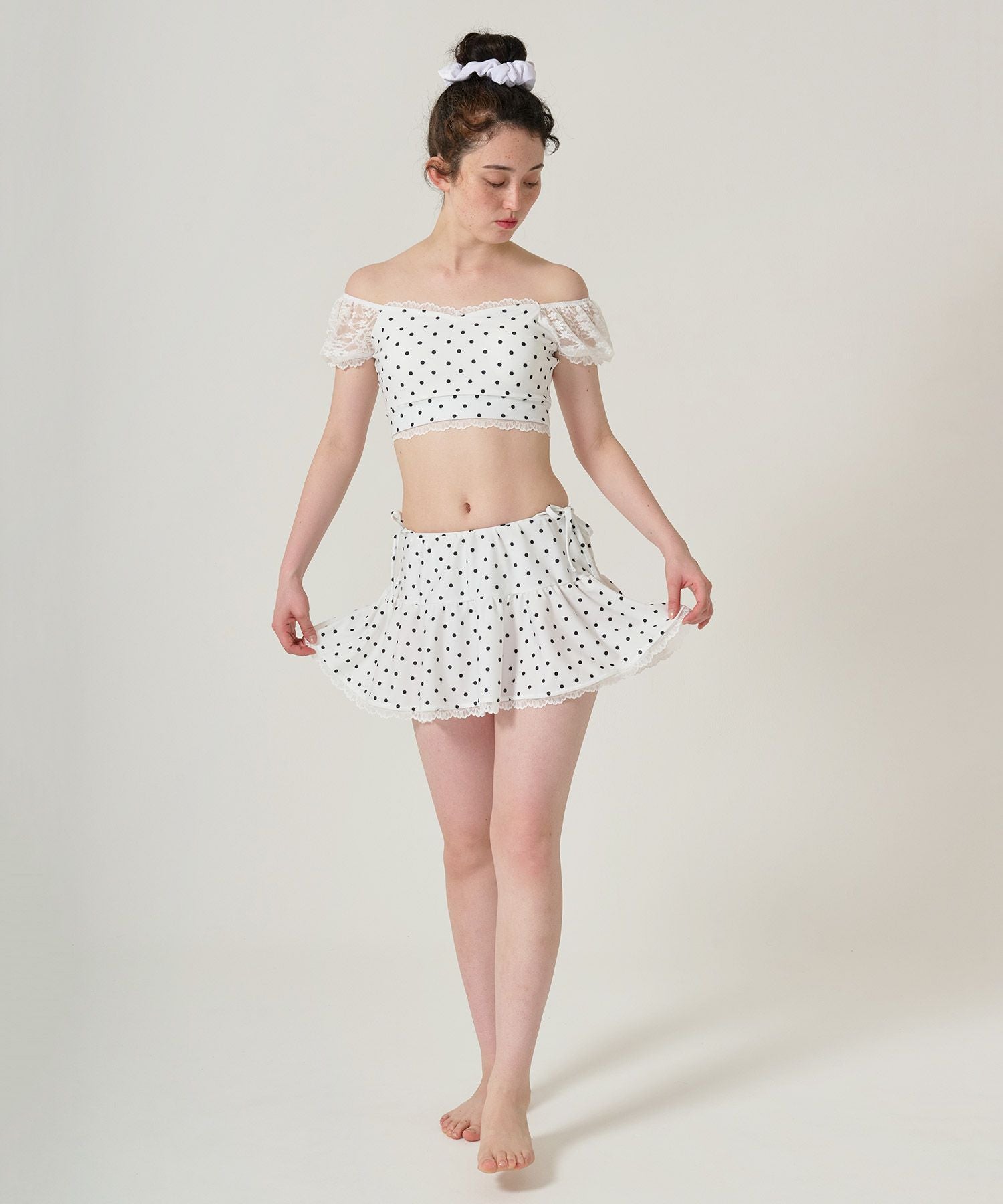 Early-Summer-SALE ドット柄 レーススリーブスイムウェア TINA：JOJUN