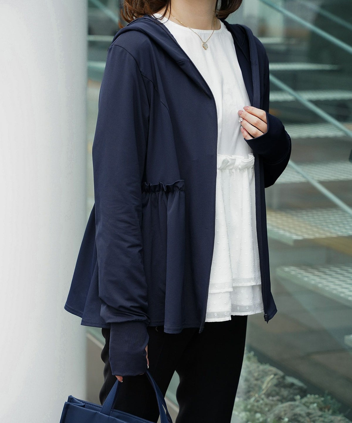 レディース春夏吸水速乾薄手オフィスレジャーパーカーピンク/ネイビー/ホワイト/ブラック/M/ハイネック/ペプラム/指穴/長袖