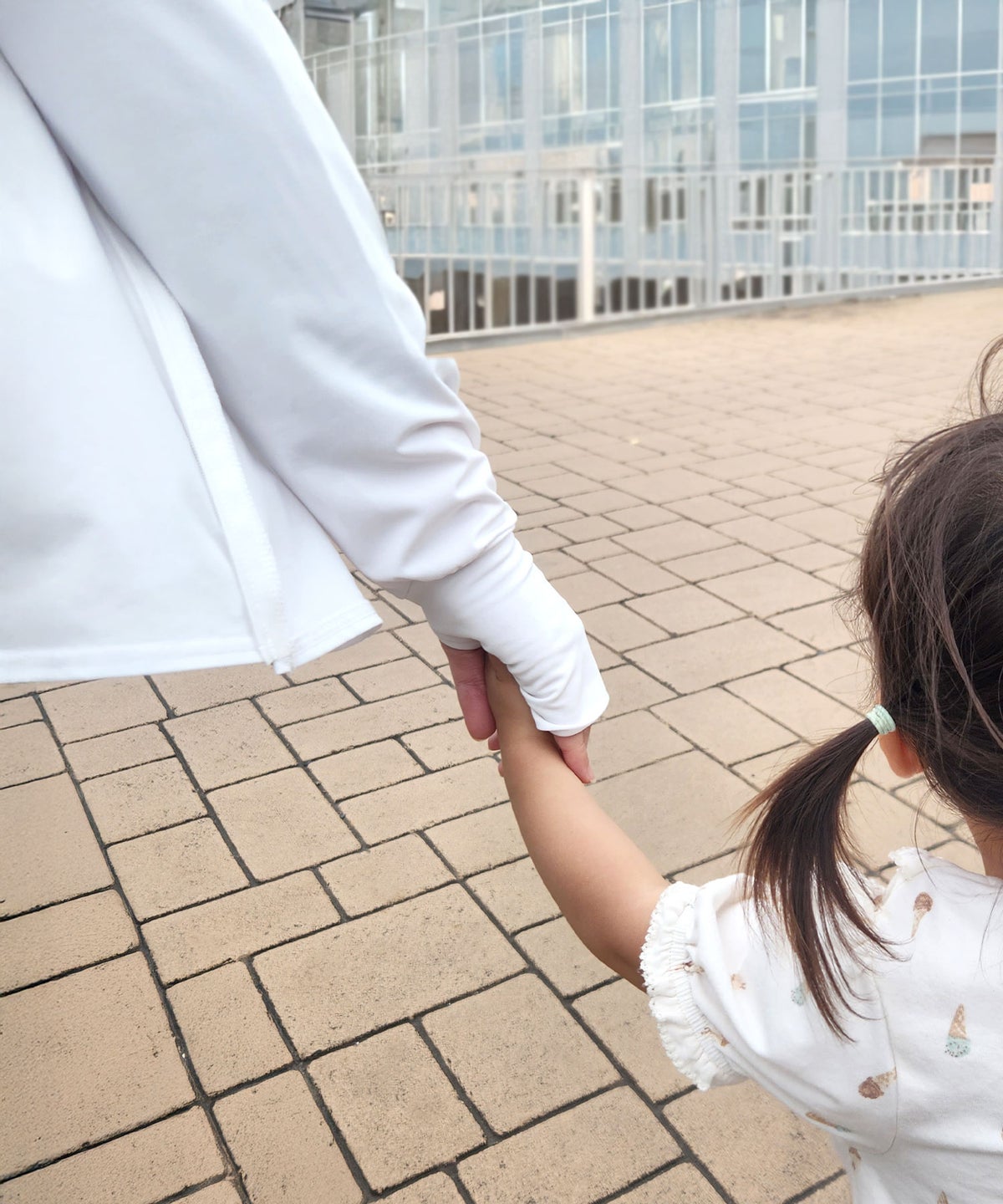 レディース 春 夏 吸水速乾 薄手 オフィス レジャー パーカー ホワイト/ブラック/M/ハイネック/ペプラム/指穴/長袖