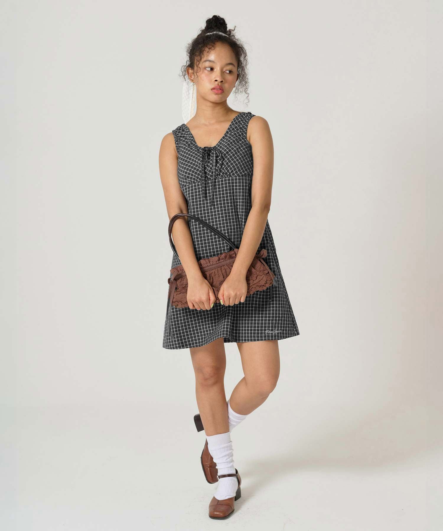 チェック柄 ノースリーブギャザーワンピース TINA：JOJUN 全2色