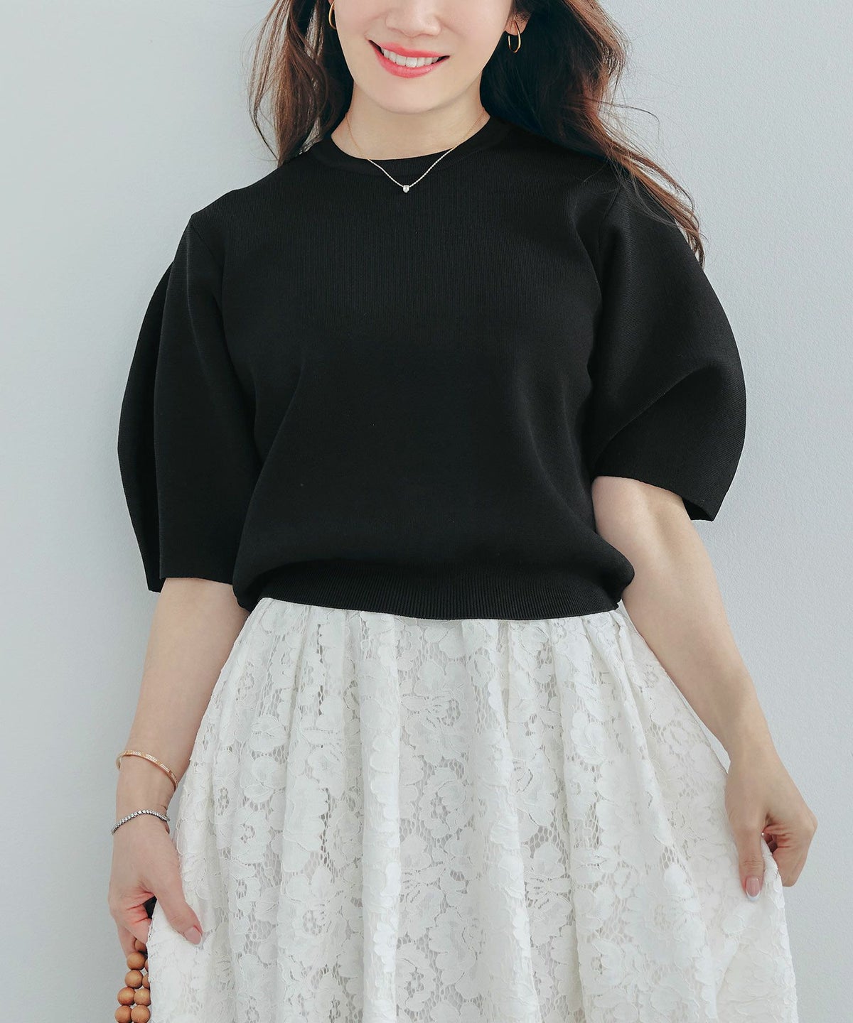 手洗い可体型カバーパフスリーブオフィスラウンドネックおしゃれフェミニン上品大人可愛いきれいめシンプルジョイントスペース