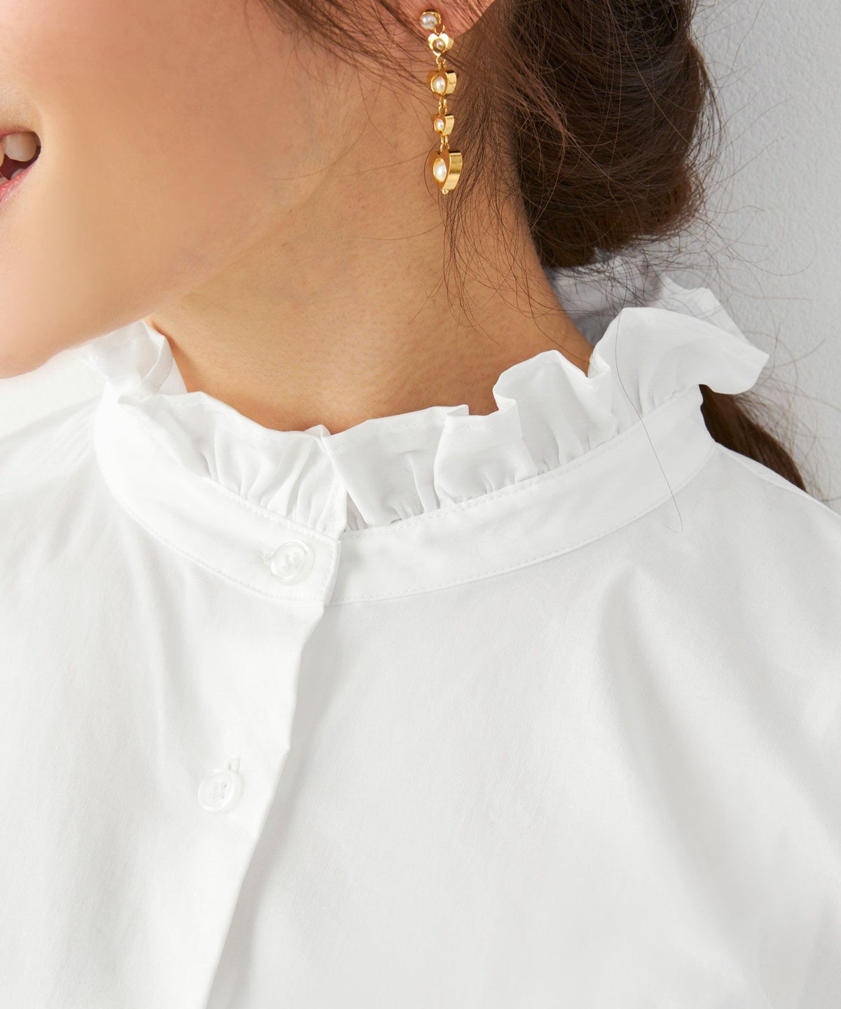 手洗い可体型カバーパフスリーブオフィスおしゃれフェミニン上品大人可愛いきれいめ春ジョイントスペース