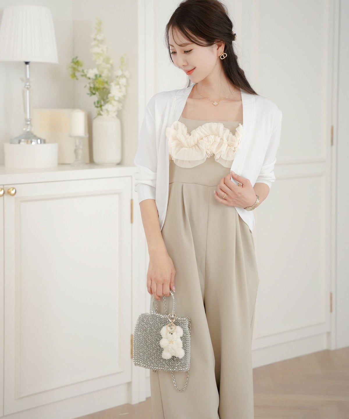 レディース/セレクト/サロペ/オールインワン/サロペット/オーバーオール/フリル/チュール/ロング丈/フレアパンツ/ワイドパンツ/ポケット/ゴム/ゆったり/ゆとり/楽ちん/アイボリー/ベージュ/グレージュ/ライトグレージュ/カジュアル/上品/大人/シーズンレス/オールシーズン