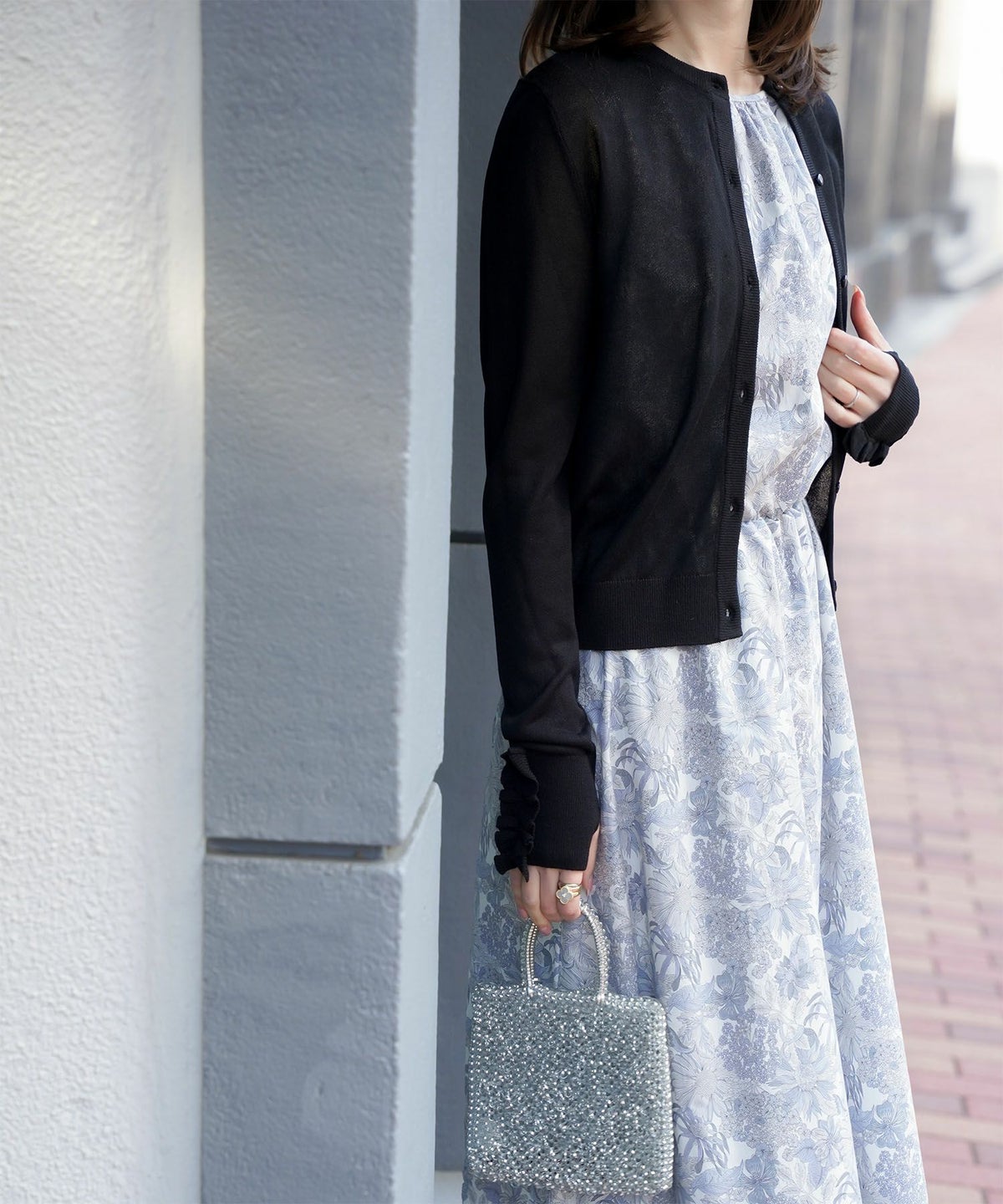 レディース/カーディガン/フリル/上品/きれいめ/洗える/指穴/冷房対策/ホワイト/グレー/ブラック/M