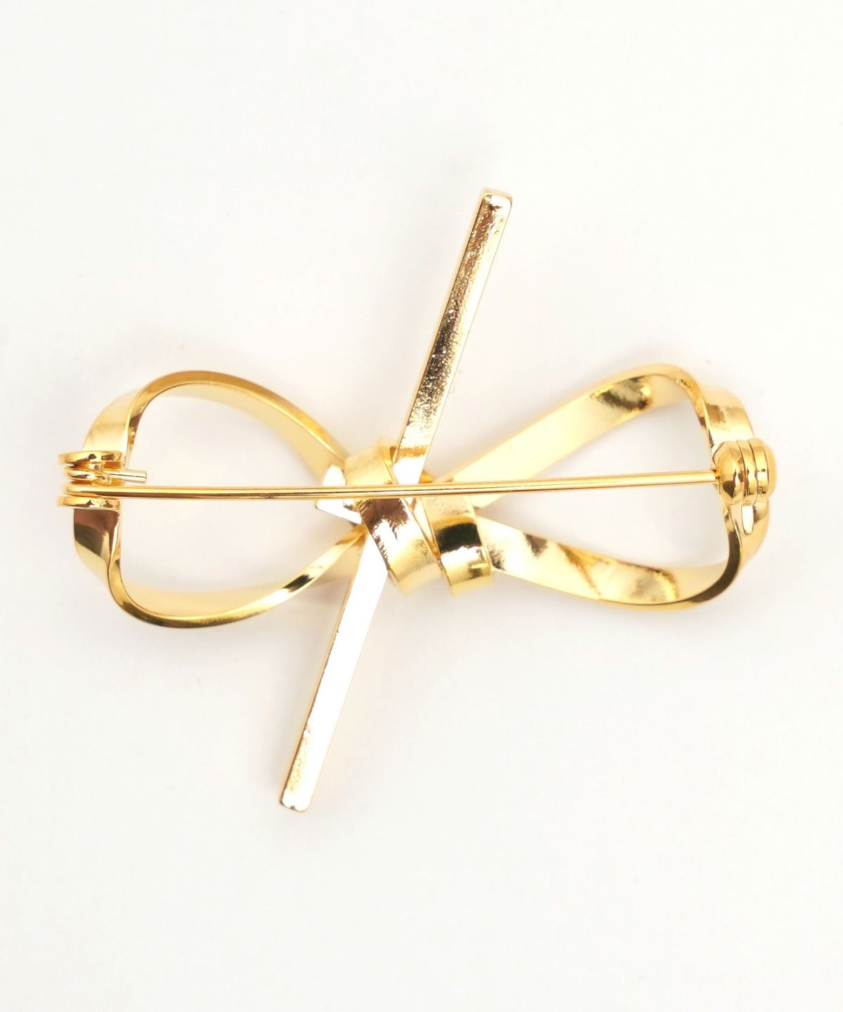 ツイスト リボン ブローチ Twist Ribbon Brooch