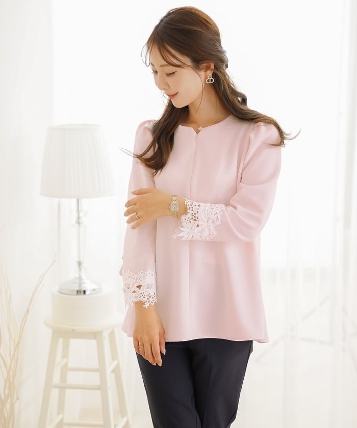 レディース/トップス/カットソー/シンプル/無地/カジュアル/伸縮/リブ/春/夏/秋/インナー/オフィスカジュアル/通勤/カジュアル/エレガント/フェミニン/パワショル/長袖/8分袖/レース/綺麗め/オケージョン/授業参観/袖レース/フロントファスナー/前あき/授乳/ママ/フレア