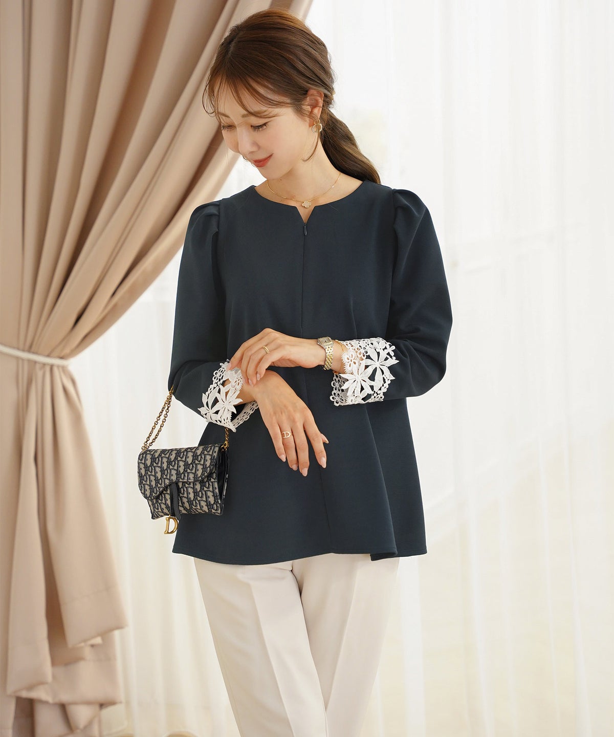 レディース/トップス/カットソー/シンプル/無地/カジュアル/伸縮/リブ/春/夏/秋/インナー/オフィスカジュアル/通勤/カジュアル/エレガント/フェミニン/パワショル/長袖/8分袖/レース/綺麗め/オケージョン/授業参観/袖レース/フロントファスナー/前あき/授乳/ママ/フレア