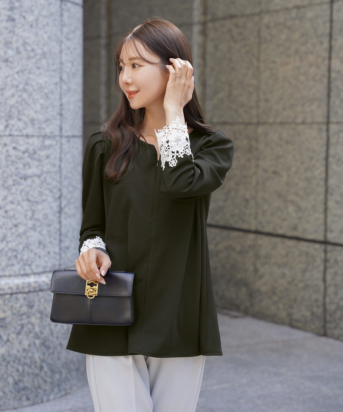 レディース/トップス/カットソー/シンプル/無地/カジュアル/伸縮/リブ/春/夏/秋/インナー/オフィスカジュアル/通勤/カジュアル/エレガント/フェミニン/パワショル/長袖/8分袖/レース/綺麗め/オケージョン/授業参観/袖レース/フロントファスナー/前あき/授乳/ママ/フレア