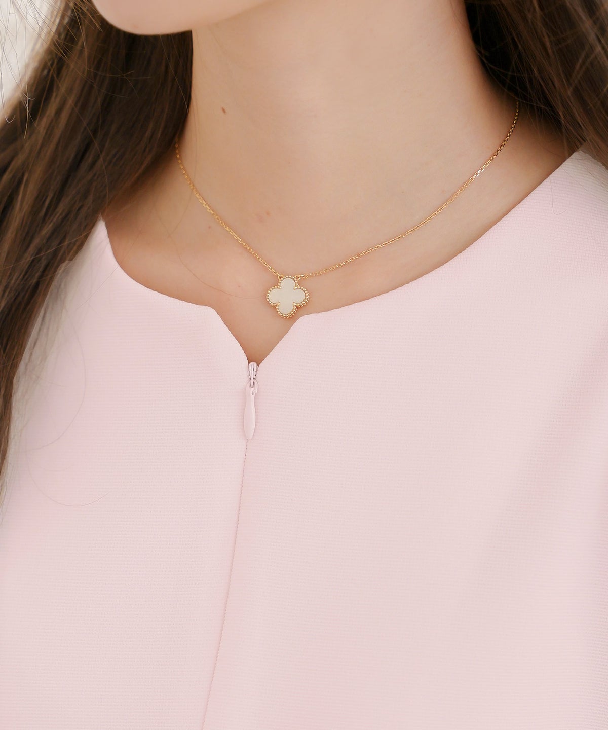 レディース/トップス/カットソー/シンプル/無地/カジュアル/伸縮/リブ/春/夏/秋/インナー/オフィスカジュアル/通勤/カジュアル/エレガント/フェミニン/パワショル/長袖/8分袖/レース/綺麗め/オケージョン/授業参観/袖レース/フロントファスナー/前あき/授乳/ママ/フレア