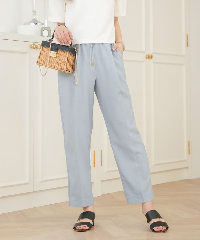 レディース/セレクト/パンツ/ボトムス/テーパードパンツ/スティックパンツ/ドロスト/ドローストリング/絞る/ポケット/細身/センタープレス/オールシーズン/春/夏/ライトグレー/サックス/ネイビー/オフィスカジュアル/きれいめ/上品/シンプル