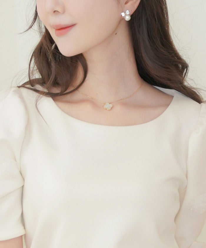 レディース/Tシャツ/トップス/夏/春/半袖/サイズ展開/ギャザー/タック/クルーネック/パフ袖/パフスリーブ/トレンド/カジュアル/オフィスカジュアル/エレガント/フェミニン/上品/シンプル/ピンク/ホワイト/ネイビー