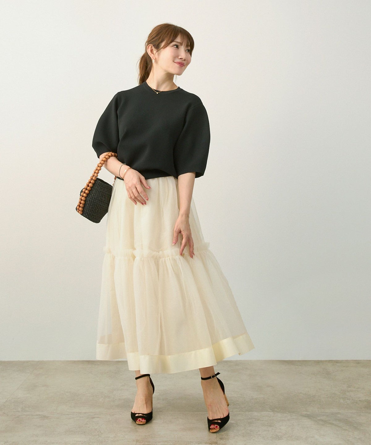 手洗い可上品きれいめエレガントふんわり大人可愛いフリルオールシーズンカジュアルフェニミンジョイントスペース