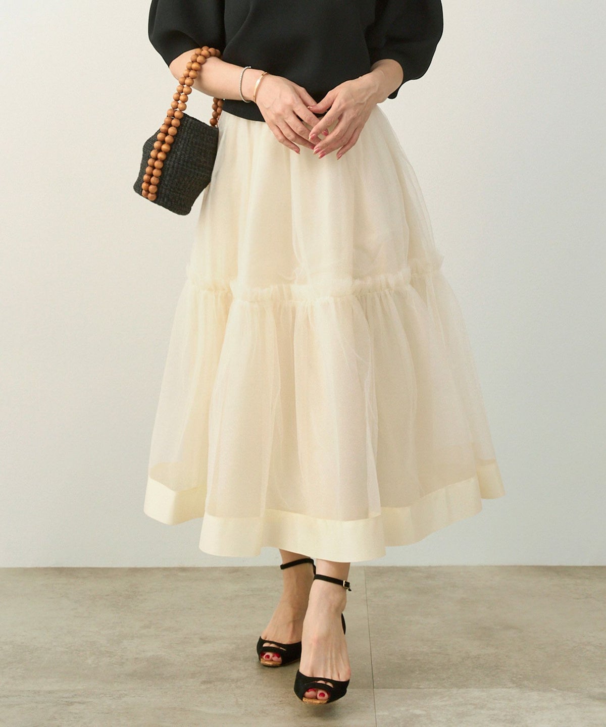 手洗い可上品きれいめエレガントふんわり大人可愛いフリルオールシーズンカジュアルフェニミンジョイントスペース