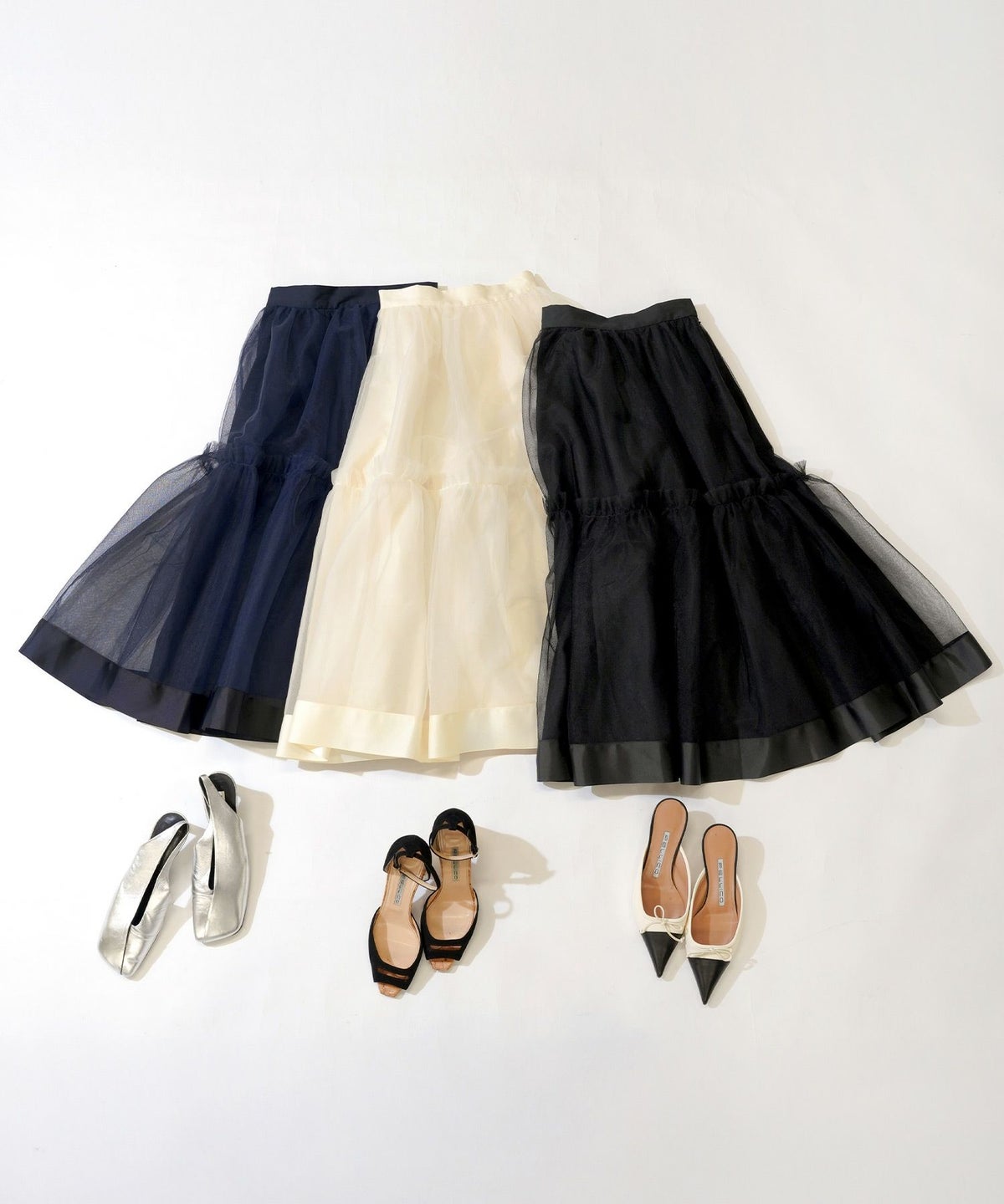 手洗い可上品きれいめエレガントふんわり大人可愛いフリルオールシーズンカジュアルフェニミンジョイントスペース