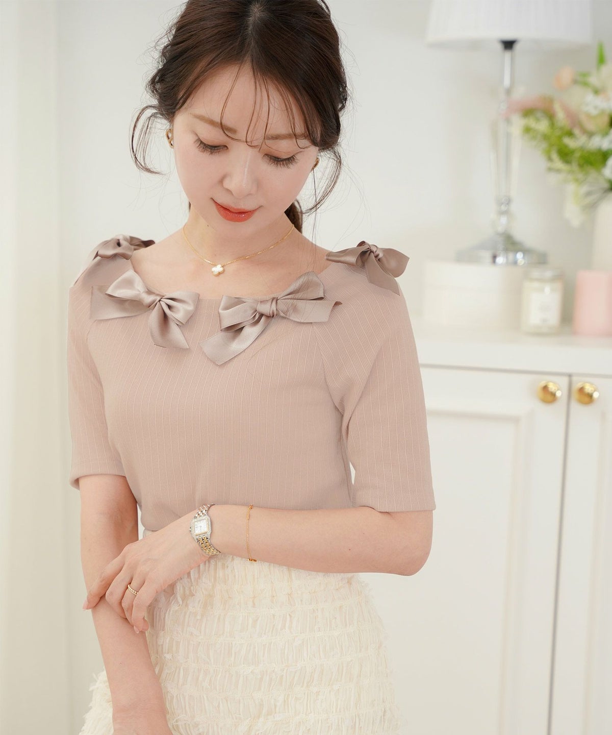 レディース/トップス/カットソー/半袖/春/夏/秋/晩夏/リブ/テレコ/リボン/デザイン/可愛い/エレガント/フェミニン/上品/アイボリー/ピンクベージュ/ネイビー/異素材