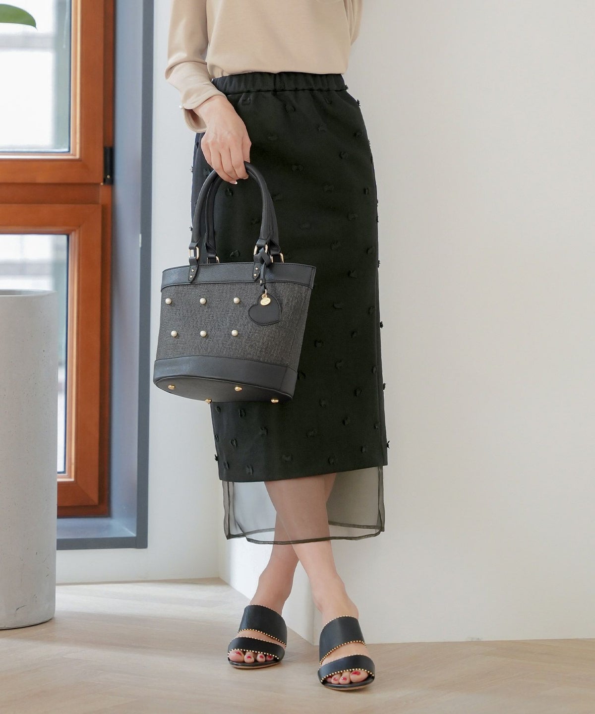 レディース/ボトムス/スカート/タイトスカート/カットソー/ワンマイル/旅行/運動会/お出かけ/オフィスカジュアル/きれいめ/動きやすい/エレガント/カジュアル/フェミニン/刺繍/楽ちん/ウエストゴム/アイボリー/ブラック