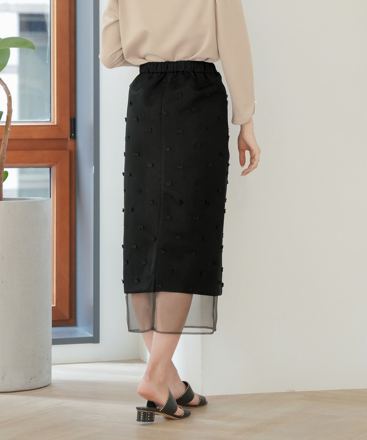 レディース/ボトムス/スカート/タイトスカート/カットソー/ワンマイル/旅行/運動会/お出かけ/オフィスカジュアル/きれいめ/動きやすい/エレガント/カジュアル/フェミニン/刺繍/楽ちん/ウエストゴム/アイボリー/ブラック