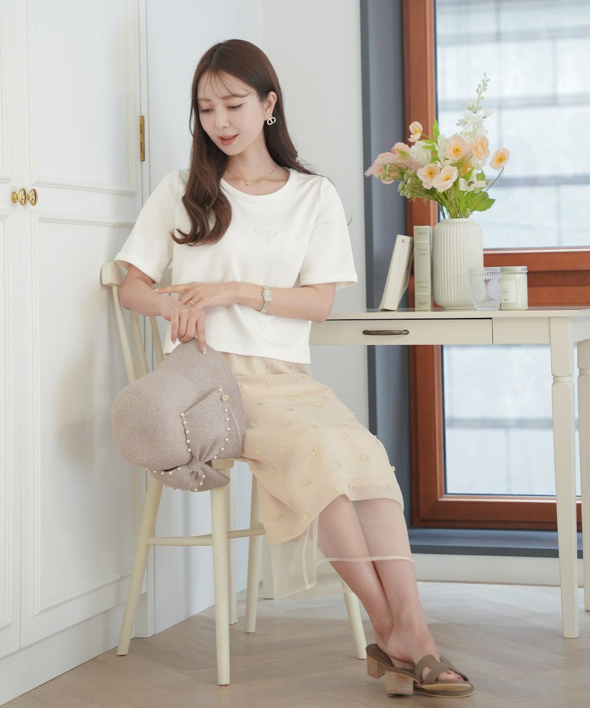 レディース/ボトムス/スカート/タイトスカート/カットソー/ワンマイル/旅行/運動会/お出かけ/オフィスカジュアル/きれいめ/動きやすい/エレガント/カジュアル/フェミニン/刺繍/楽ちん/ウエストゴム/アイボリー/ブラック