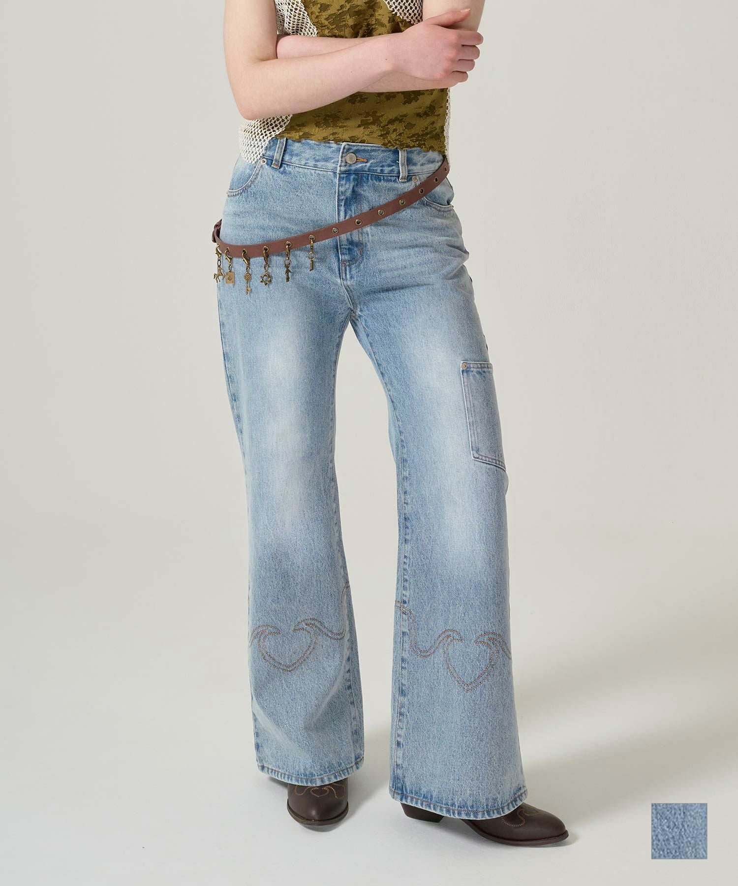 ウエスタンライク ルーズフレアデニムパンツ TINA：JOJUN 全1色