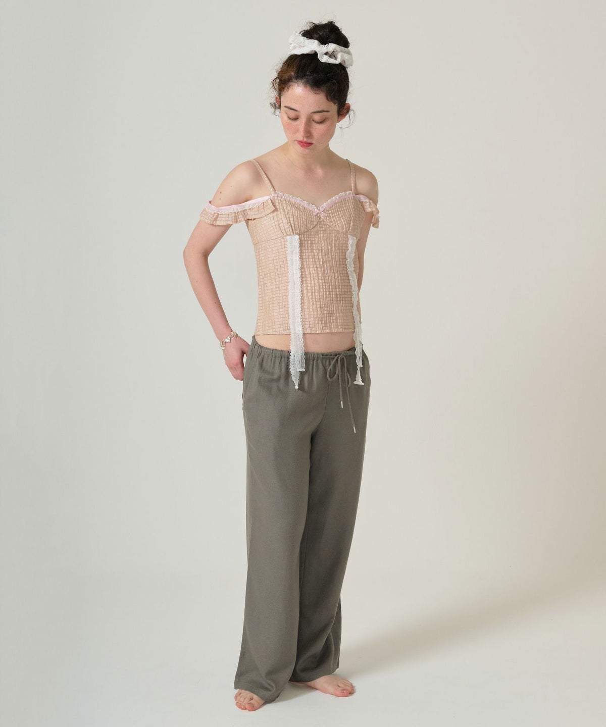 ボトムス/リラックスパンツ/ストーン付き