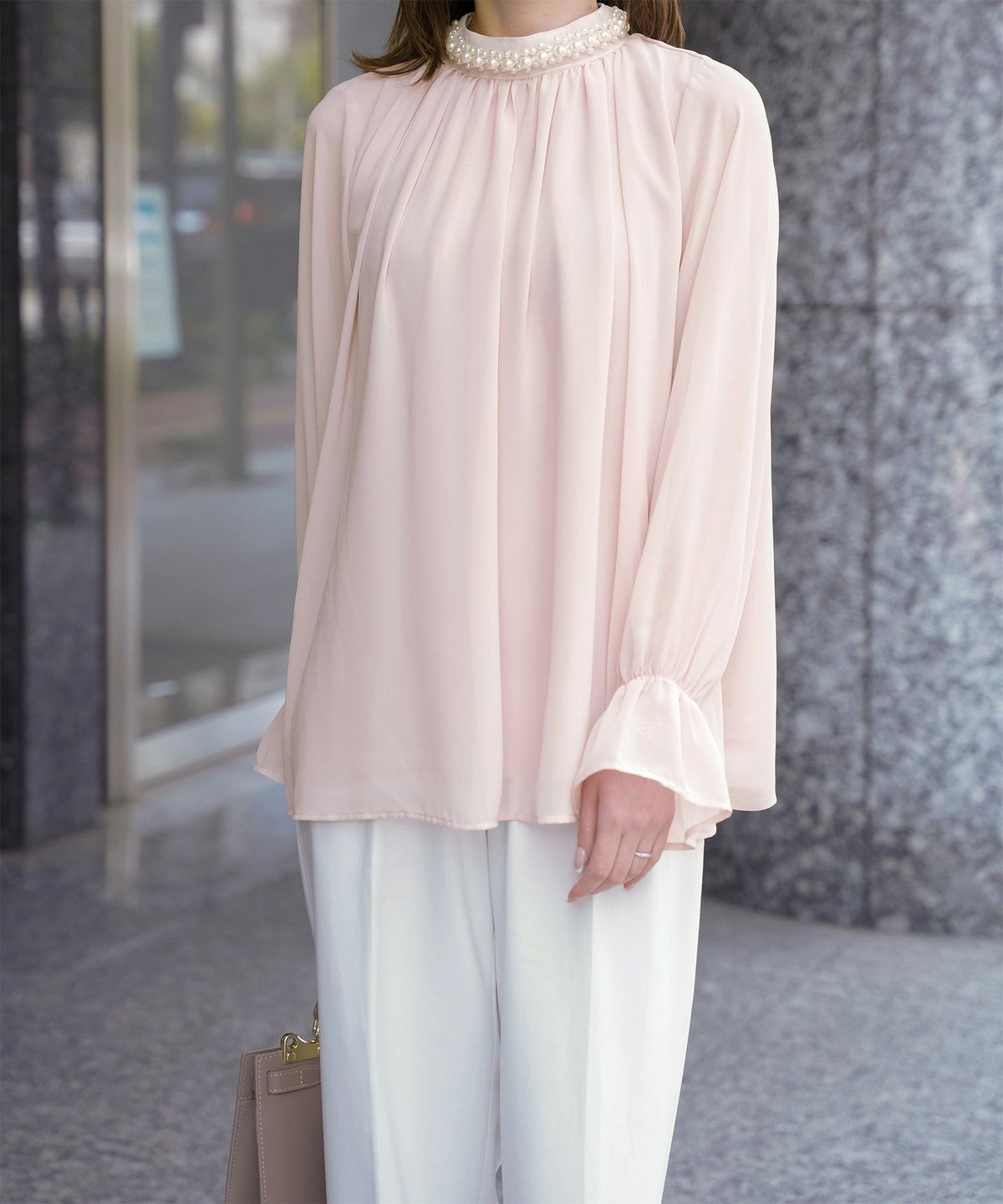 レディース ブラウス パール ビジュー 洗える きれいめ アイボリー/ピンクベージュ/ブラック キャンディースリーブ