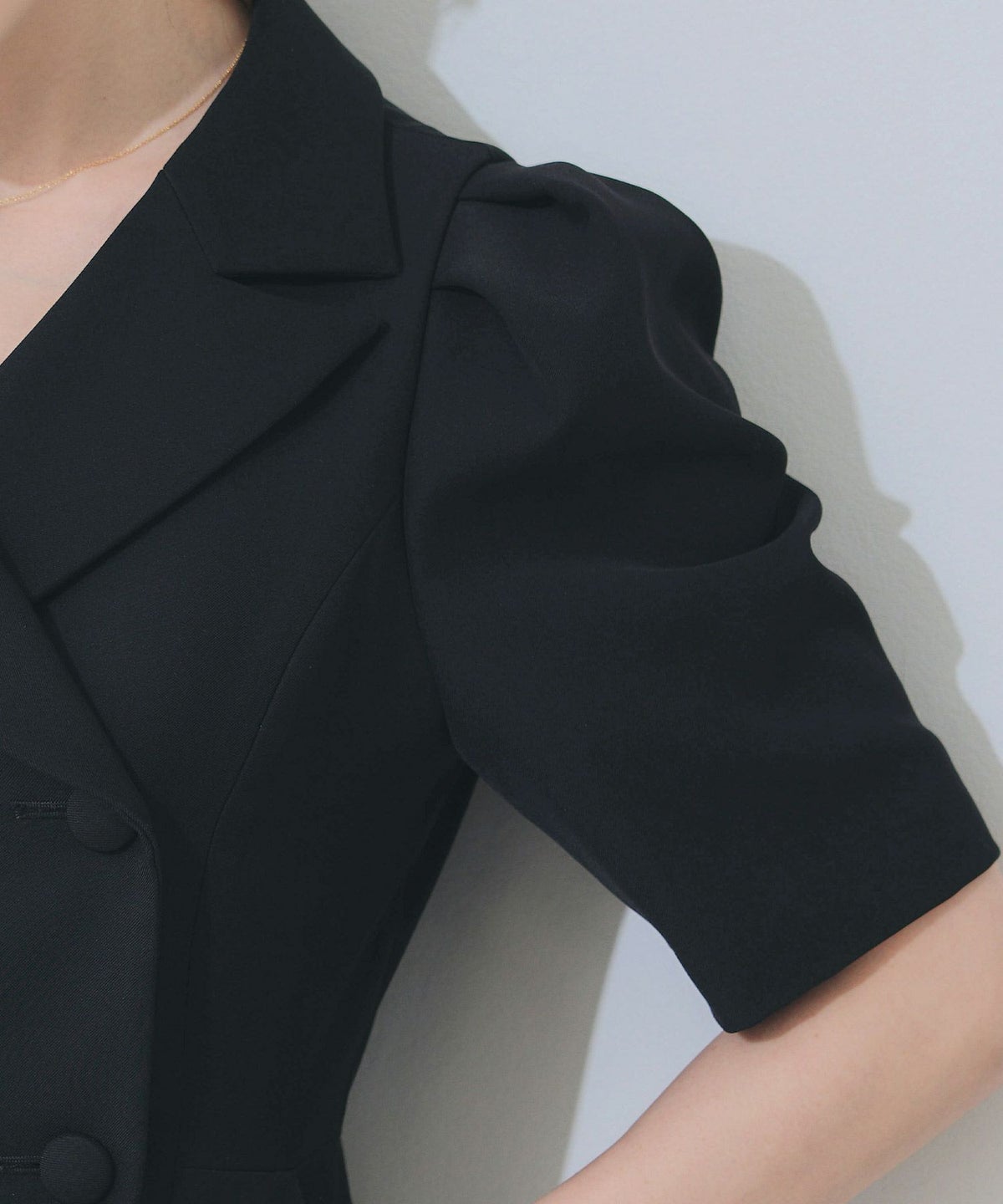 手洗い可オケージョン袖山タックパフ袖フレアおしゃれフェミニンナチュラル上品大人可愛いきれいめ夏ジョイントスペース