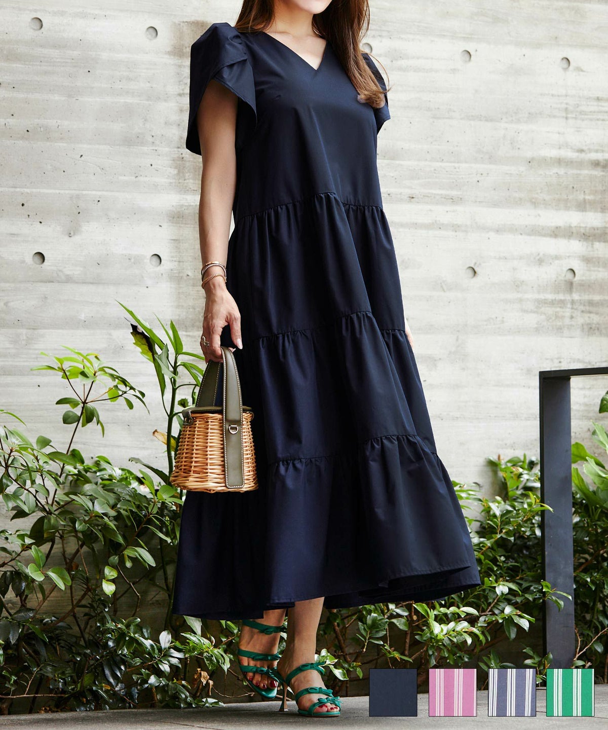 手洗い可Vネック袖山ギャザーフレアおしゃれフェミニンナチュラル上品大人可愛いきれいめ体型カバー夏ジョイントスペース ストライプ チューリップ袖 ティアード ワンピース Liala×PG