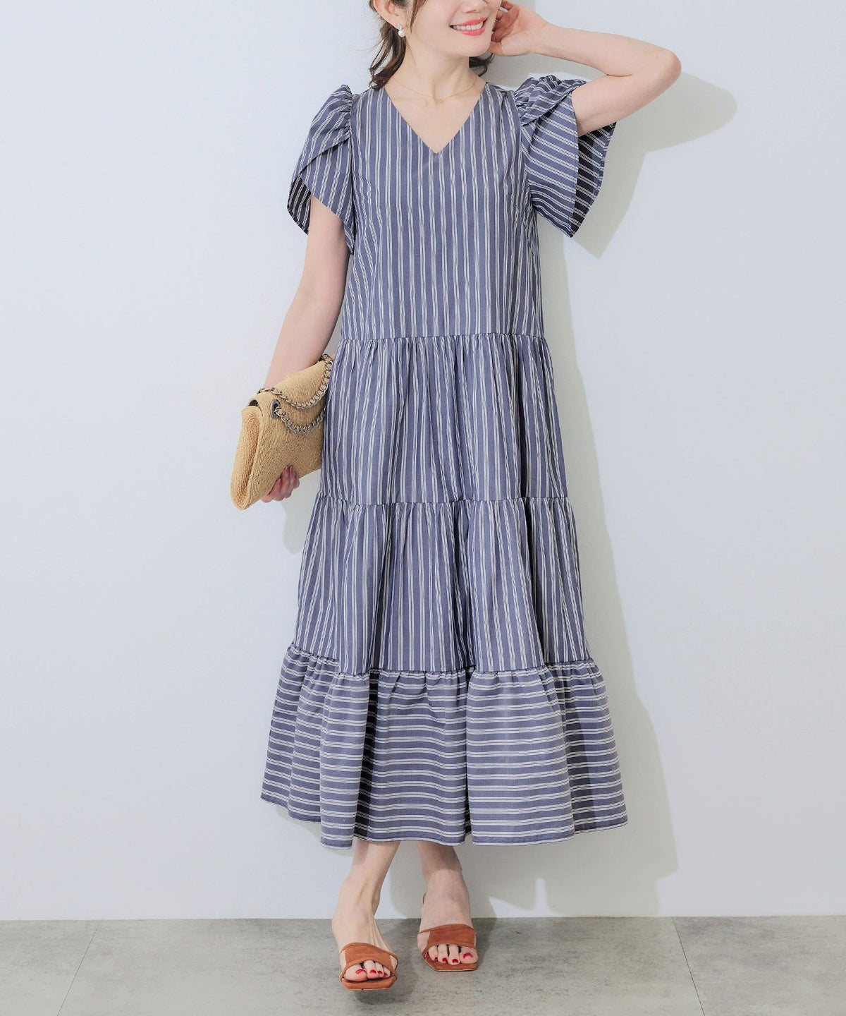 新色追加手洗い可Vネックフレアおしゃれフェミニン上品大人可愛いきれいめ体型カバー夏ジョイントスペース