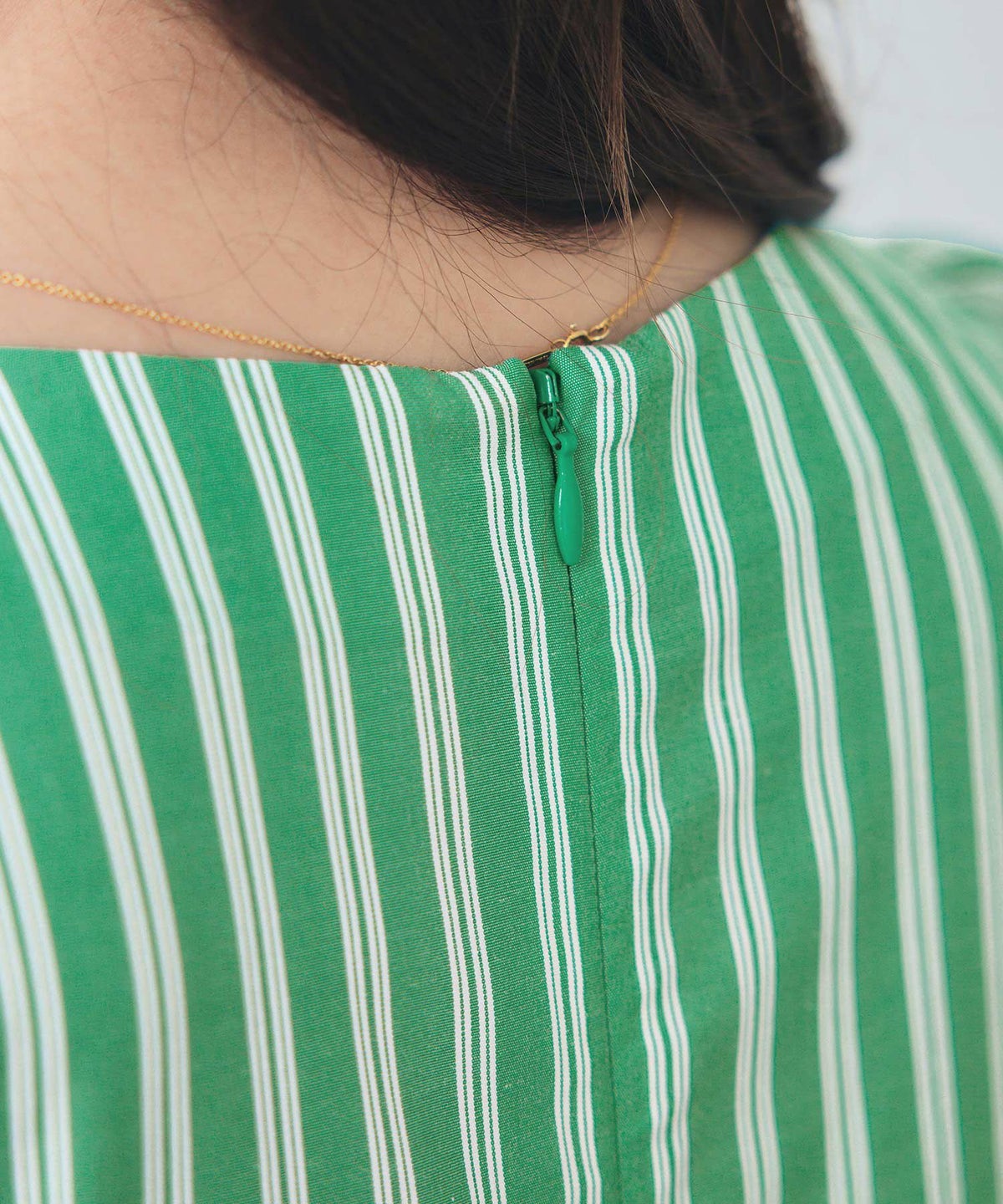 新色追加手洗い可Vネックフレアおしゃれフェミニン上品大人可愛いきれいめ体型カバー夏ジョイントスペース