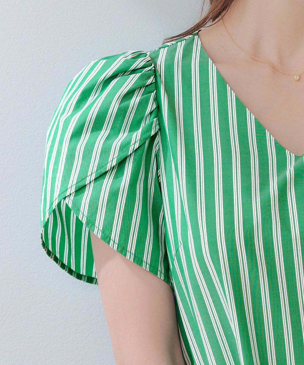 新色追加手洗い可Vネックフレアおしゃれフェミニン上品大人可愛いきれいめ体型カバー夏ジョイントスペース