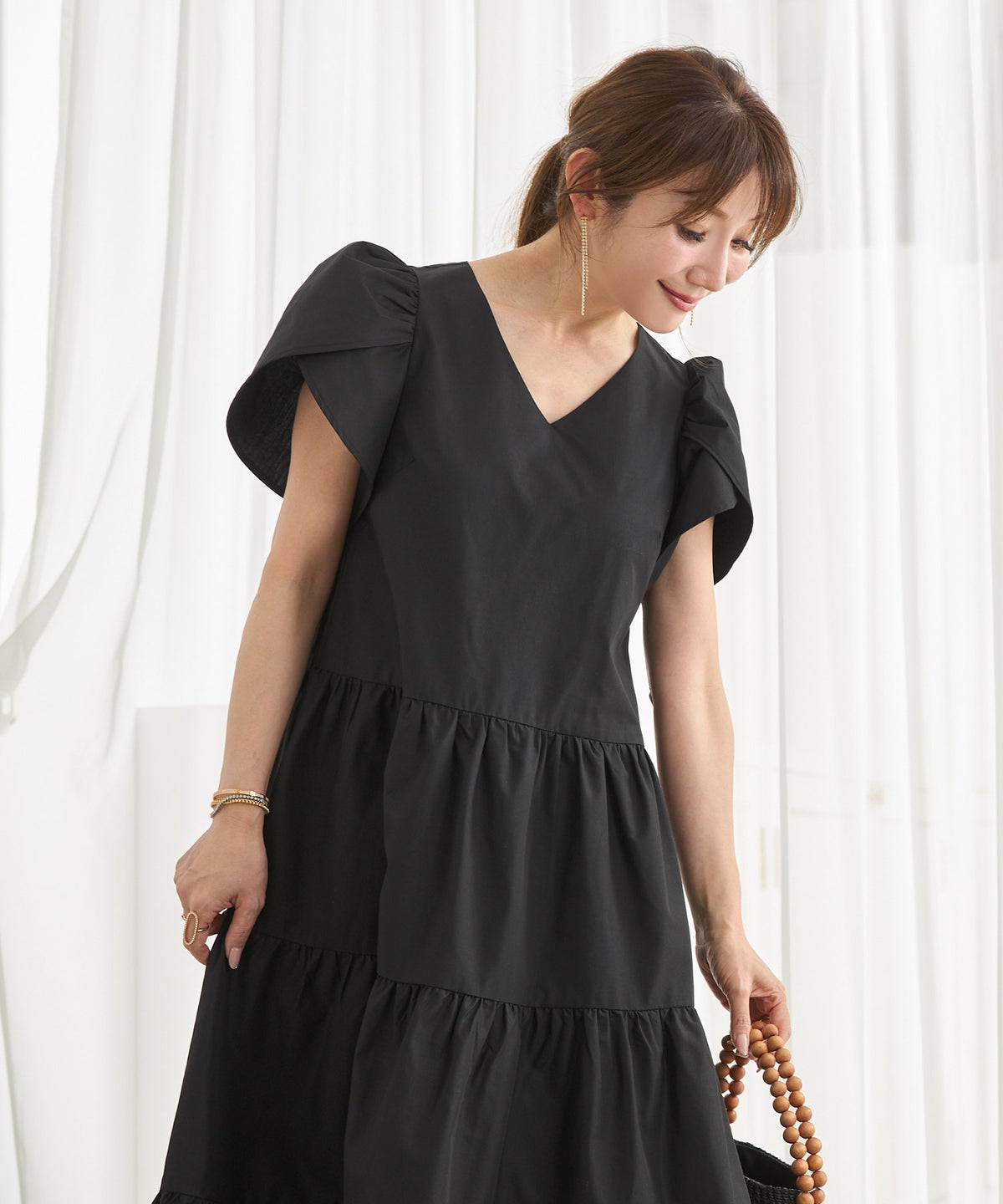 新色追加 手洗い可 Vネック フレア おしゃれ フェミニン 上品 大人可愛い きれいめ 体型カバー 夏 ジョイントスペース