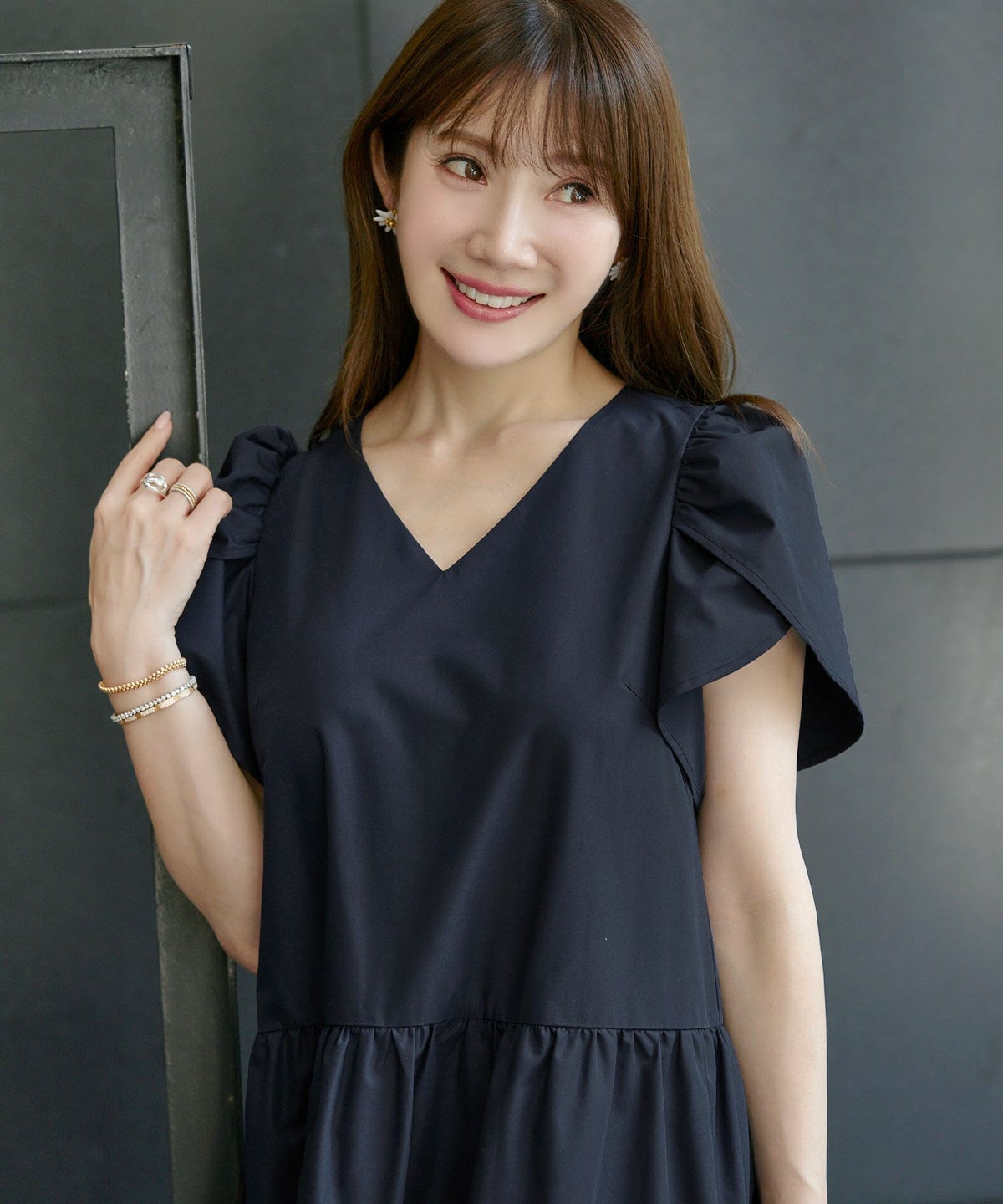 新色追加手洗い可Vネックフレアおしゃれフェミニン上品大人可愛いきれいめ体型カバー夏ジョイントスペース