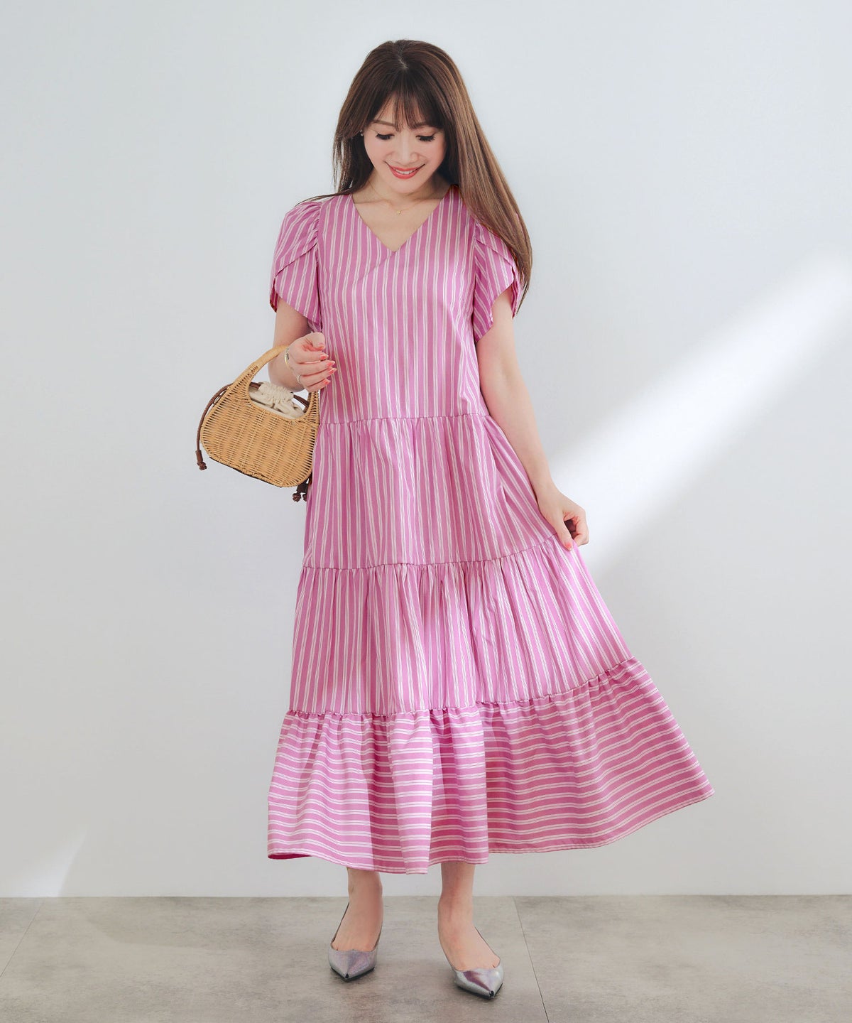 新色追加 手洗い可 Vネック フレア おしゃれ フェミニン 上品 大人可愛い きれいめ 体型カバー 夏 ジョイントスペース