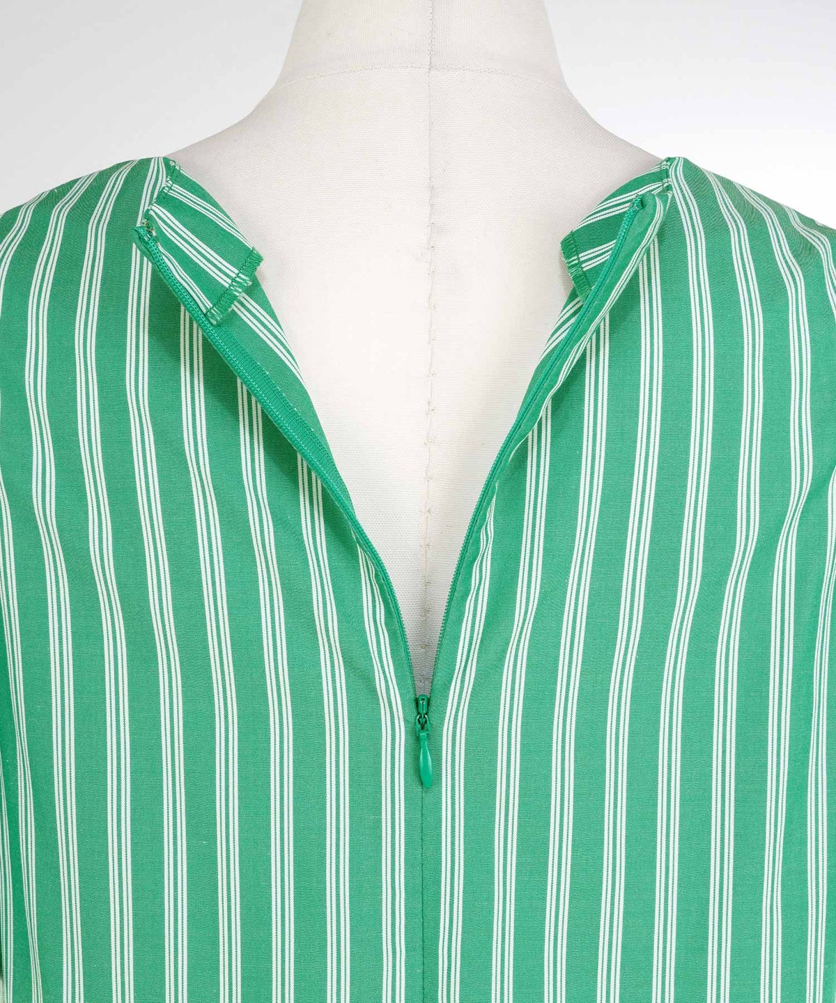 新色追加 手洗い可 Vネック フレア おしゃれ フェミニン 上品 大人可愛い きれいめ 体型カバー 夏 ジョイントスペース