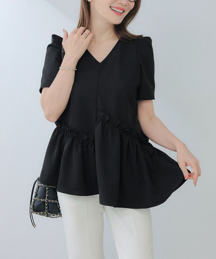 手洗い可Vネック上品きれいめエレガントフォーマルオフィスカジュアルフレアフリル体型カバーフェミニンジョイントスペース